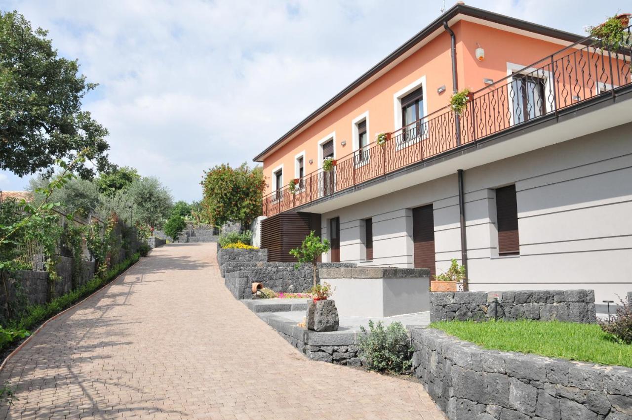 La Casa Dell'Alloro Zafferana Etnea Eksteriør billede