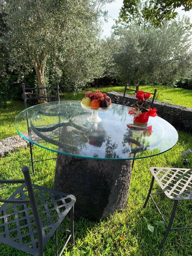 La Casa Dell'Alloro Zafferana Etnea Eksteriør billede